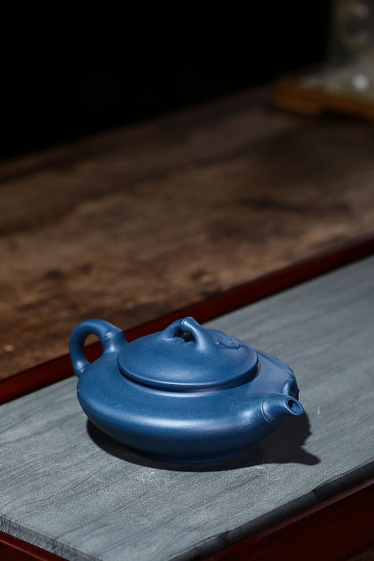 Handmade Yixing Teapot 220cc Purple Clay Zisha Pot Blue Clay Bamboo Tea Pot