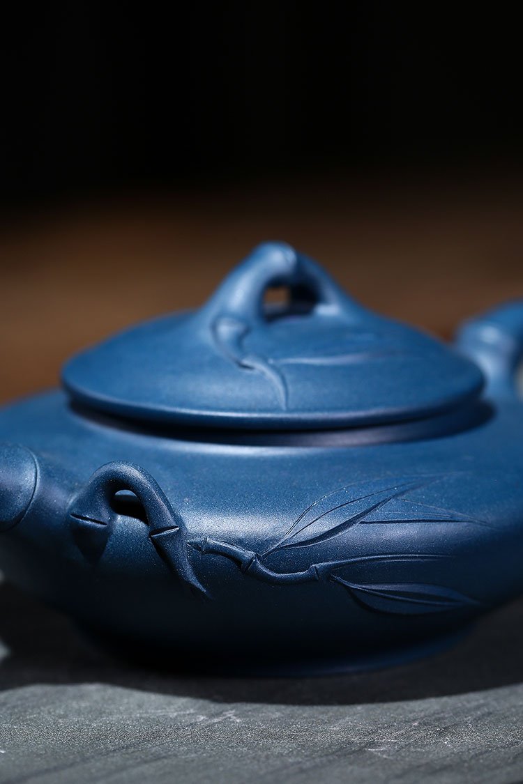 Handmade Yixing Teapot 220cc Purple Clay Zisha Pot Blue Clay Bamboo Tea Pot