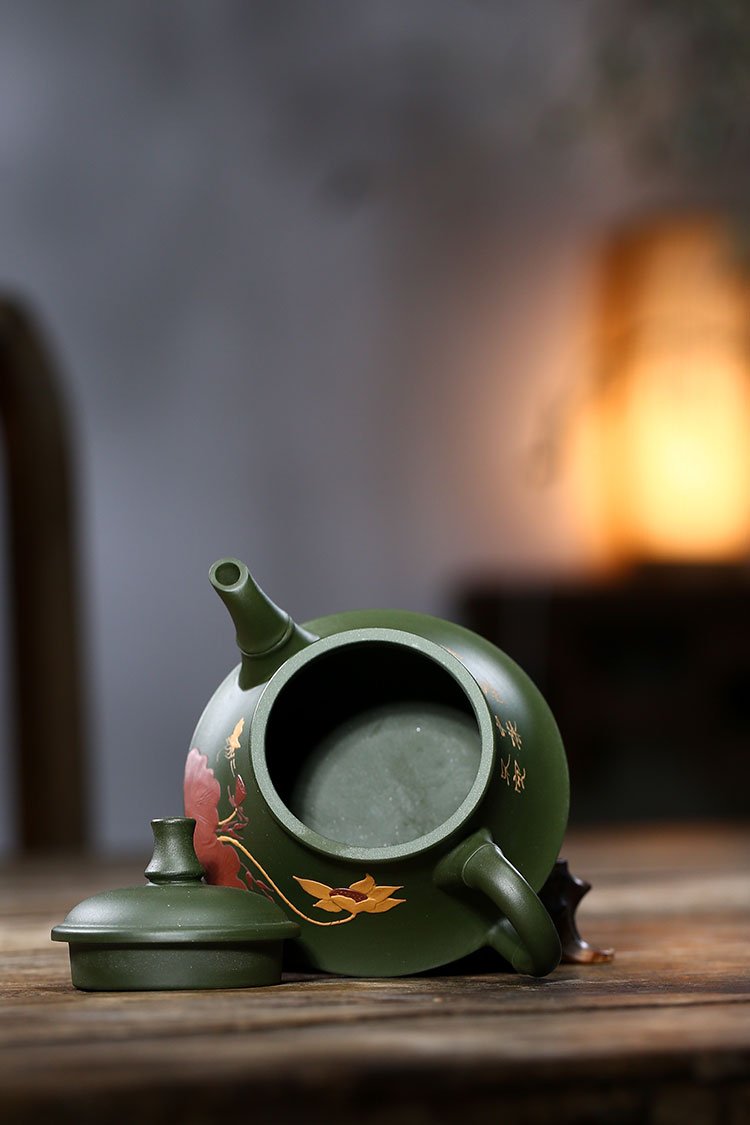 Handmade Yixing Teapot 230cc Purple Clay Zisha Pot Green Lotus Clay Tea Pot