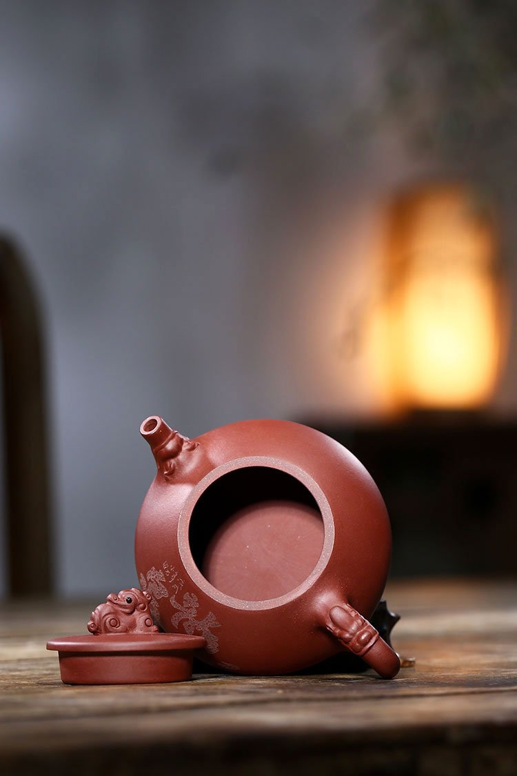 Handmade Yixing Teapot 260cc Purple Clay Zisha Pot Dragon Carving Pot