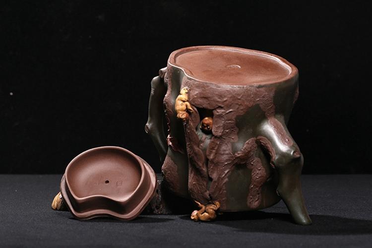 Handmade Yixing Teapot 620cc Purple Clay Monkey Zisha Pot